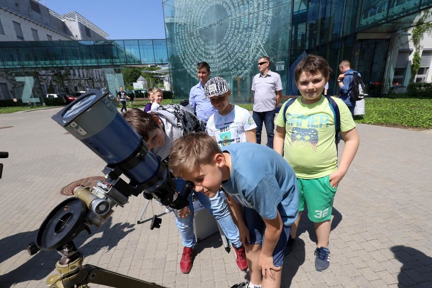 Pierwszego dnia Festiwalu odwiedzających gościły m.in....