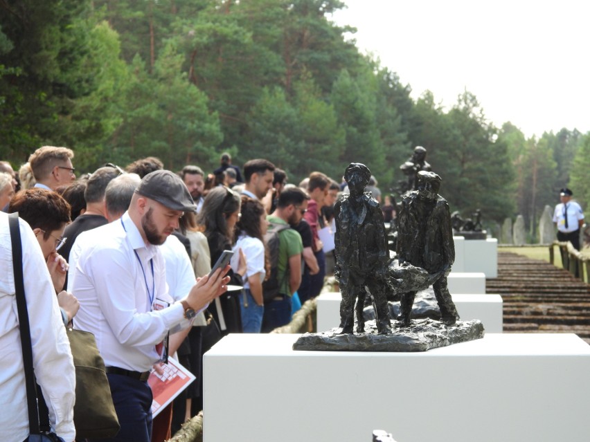 80. rocznica powstania w Obozie Zagłady Treblinka II. Uroczystość odbyła się 2.08.2023. Zdjęcia, wideo