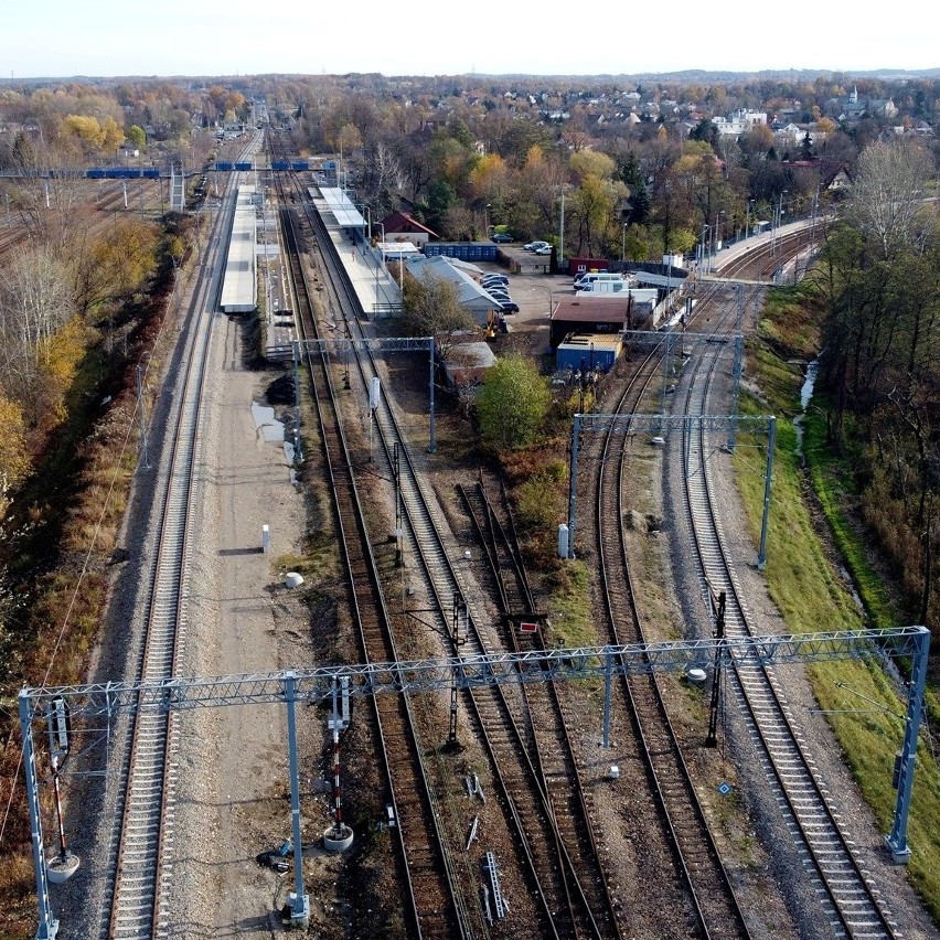 Kraków - Wieliczka. Pociągi wracają na swoją trasę. Koniec remontu torów