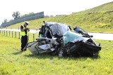 Poważny wypadek na drodze numer 7 w miejscowości Wrzosy koło Chęcin. Van wbił się pod ciężarówkę