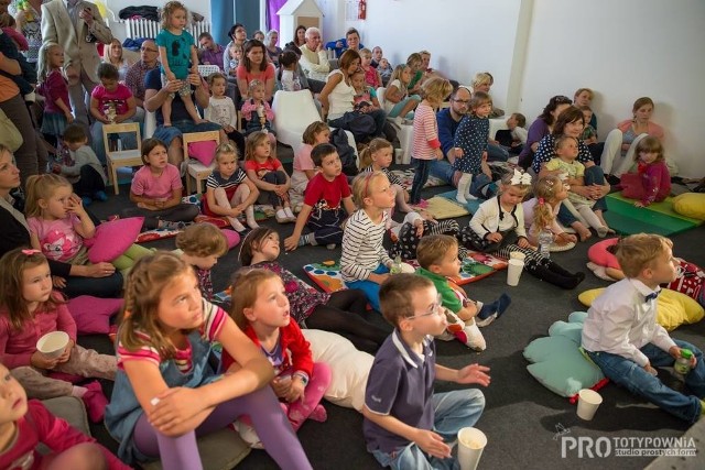 Przedstawienie "Czerwony Kapturek" odbędzie się w niedzielę w Puszczyku.