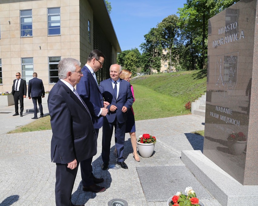 Premier Mateusz Morawiecki odwiedził Morawicę, z której wywodzi się jego ród