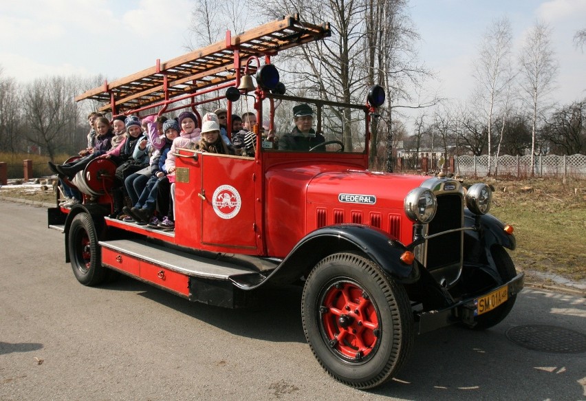 21.03.2011 myslowice dzien wiosny w muzeum pozarnictwa dzien...