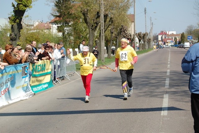 Największymi bohaterami sobotniego biegu będą niepełnosprawni sportowcy, którzy w bieganiu odnajdują życiową pasję