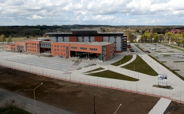 Budowa hali widowiskowo-sportowej przy ul. Szafera w Szczecinie.