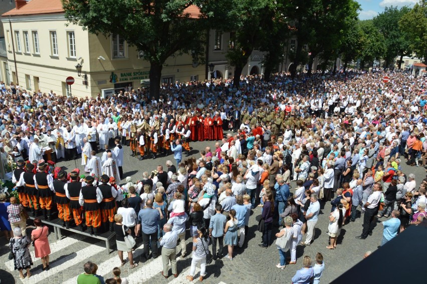 Prezydent RP nie przyjedzie na Boże Ciało do Łowicza [Zdjęcia]