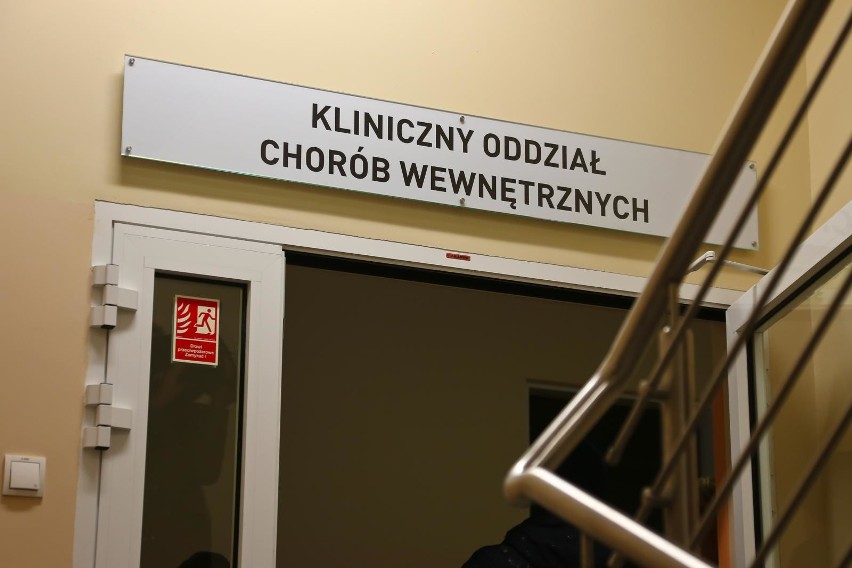 30 pacjentów z Wuhan od niedzieli przebywa w szpitalu...