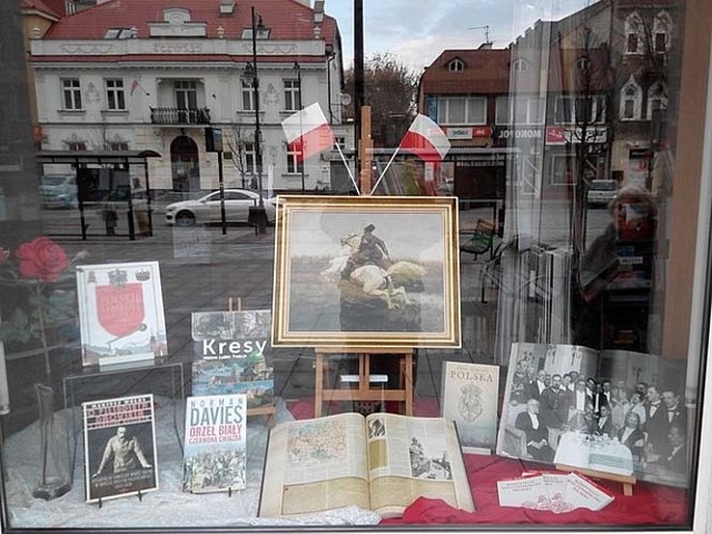 Konkurs na najpiękniej udekorowaną witrynę niepodległościową