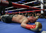 Szpilka padł jak nieżywy. Brutalne KO Chisory [WIDEO]