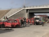 Karambol na obwodnicy Suwałk, czyli ćwiczenia Obwodnica 2019. Strażacy ratowali ofiary wypadku (zdjęcia)