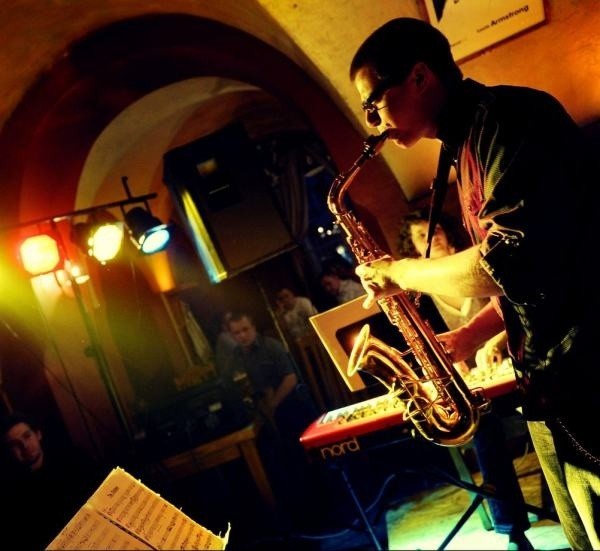 Muzycy grający w Woddnote Jazz Quintet mieli okazję występować już w Namysłowie.