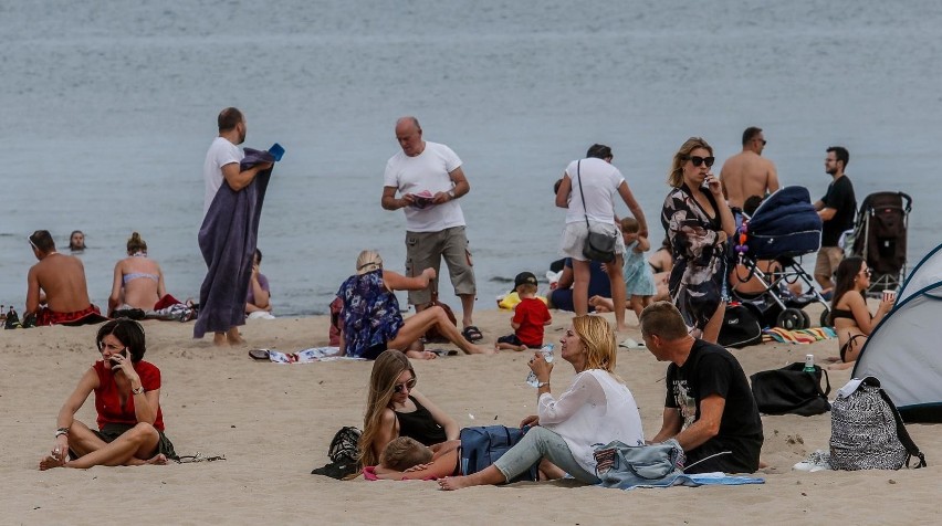 Długi sierpniowy weekend 2019 w Sopocie. Plaża i molo...