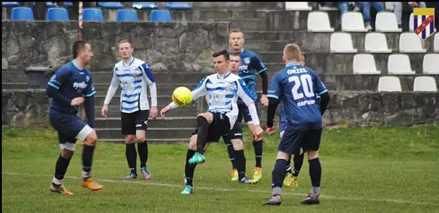 W pierwszej kolejce rundy wiosennej Raba Dobczyce wygrała u siebie 1:0 z Orłem Myślenice