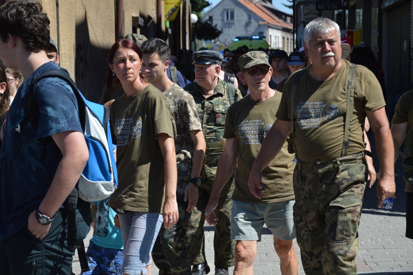 Kadrówka w Miechowie. Medale dla tych, którzy nie bali się pomagać [ZDJĘCIA, WIDEO]