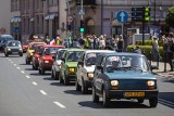 Fiat 126p ma 50 lat! Tłumy świętowały jubileusz "malucha" w Bielsku-Białej. Symbol polskiej motoryzacji pół wieku temu wyjechał na ulice