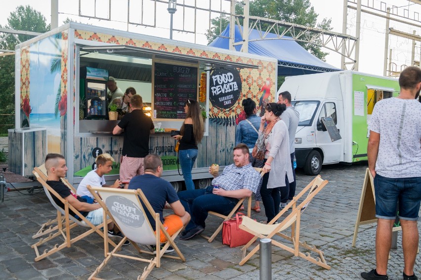 II zlot food trucków na rynku w Mysłowicach