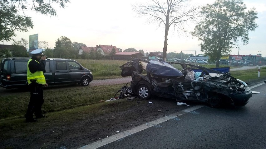 Wypadek w Michalu pod Świeciem. Zderzyły się dwa auta:...