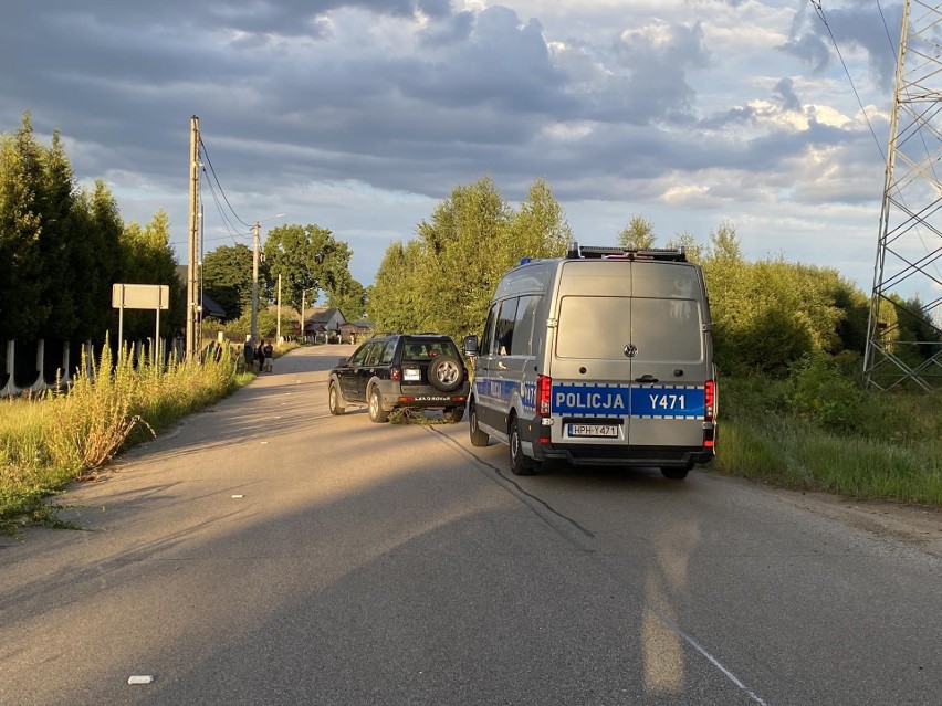 Pijany kierowca z Ostrołęki zatrzymany w Gnatach przez świadków. Do zdarzenia doszło 10.08.2023