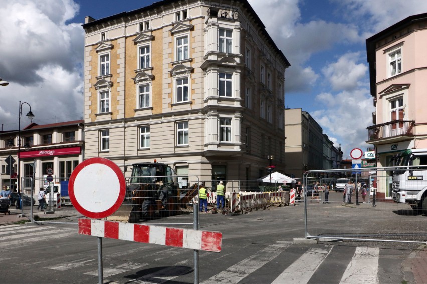 W kilku miejscach na terenie Grudziądza działają drogowcy...