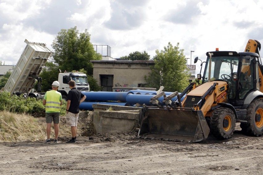 Roboty przy budowie nowej drogi w Grudziądzu prowadzi...