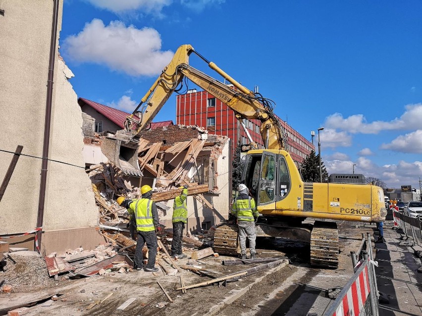 Kraków. Rozbudowa al. 29 Listopada: Kończą wyburzenia, zaczynają budowę drogi. Będą utrudnienia dla kierowców