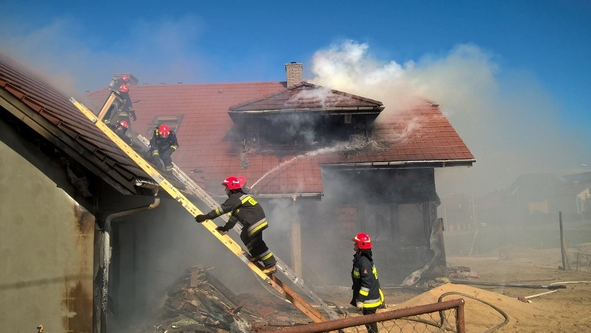 Białystok. Pożar na Nowym Mieście. Spłonął dom przy ul....