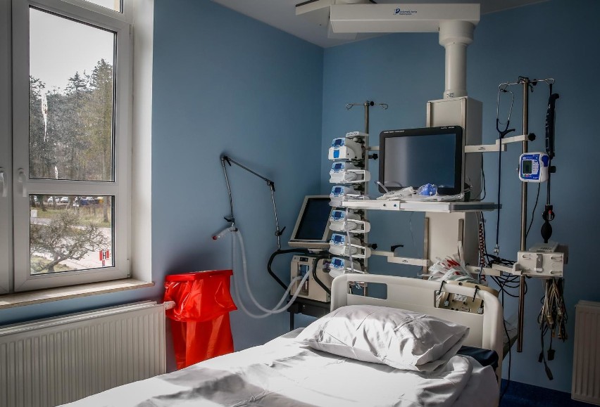 Gdzie powstaną nowe łóżka dla pacjentów z COVID-19? Pomorze i Trójmiasto szykuje się na wzrost liczby chorych wymagających hospitalizacji