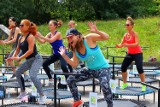 Trening na trampolinach w Parku Baden-Powella. Zobacz zdjęcia