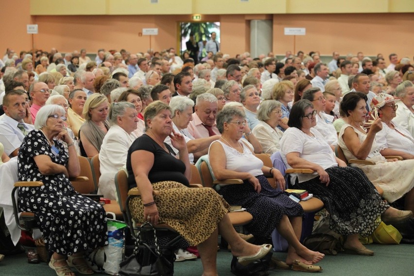 Kongres Świadków Jehowy w Sosnowcu rozpoczęty