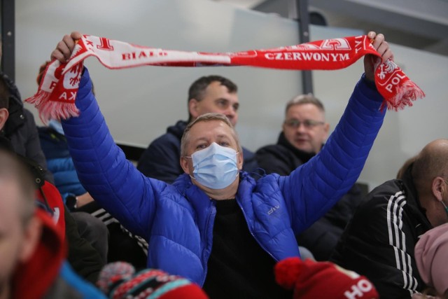 Reprezentacja Polski pokonała Ukrainę 4:1 sprawiając radość kibicom w Bytomiu    Zobacz kolejne zdjęcia. Przesuwaj zdjęcia w prawo - naciśnij strzałkę lub przycisk NASTĘPNE