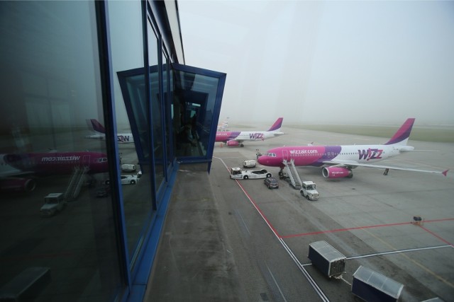 Katowice Airport w chmurach