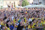 Prawie 3 tysiące osób na Rynku w Kielcach! Tak fantastycznie kibicujecie drużynie Barlinek Industria Kielce w finale z SC Magdeburg 