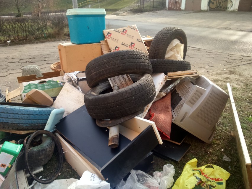 Wiosenna zbiórka odpadów wielkogabarytowych w gminie Zielonki