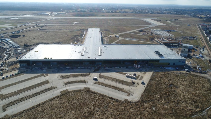 Budowa Portu Lotniczego Warszawa – Radom. Zobacz zdjęcia z drona!