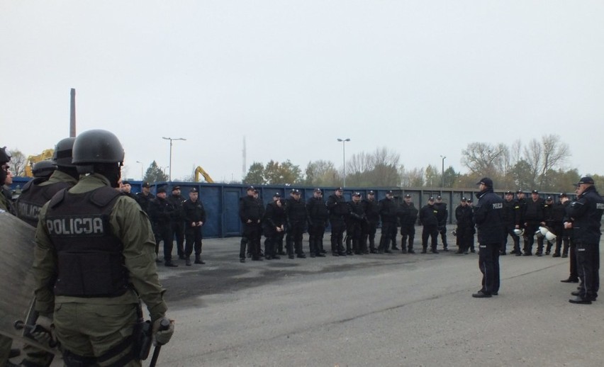 Awantura na dworcu PKP w Koszalinie. Ćwiczenia policji i...