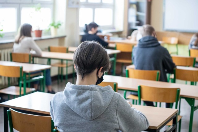 Opublikowano Ranking Szkół Podstawowych 2021. Która szkoła w Toruniu okazała się najlepsza?Czytaj dalej. Przesuwaj zdjęcia w prawo - naciśnij strzałkę lub przycisk NASTĘPNE