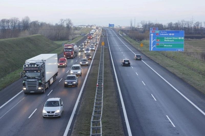 Autostrada A4: Ogromny korek od Bielan Wrocławskich do bramek w Karwianach (ZDJĘCIA)
