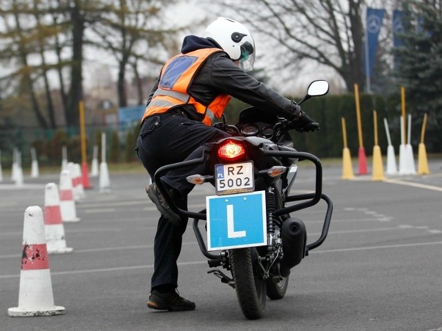 Egzamin na prawo jazdy na motocykl wkrótce będzie można znowu zdawać na placu manewrowym WORD w Rzeszowie.