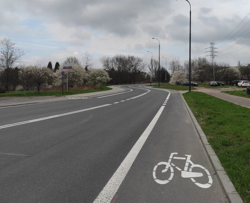 Co dla rowerzystów w 2023 roku w Łodzi? Są nowe pasy na Lodowej, będą stojaki, ciąg na Kusocińskiego i kawałek drogi na Księży Młyn