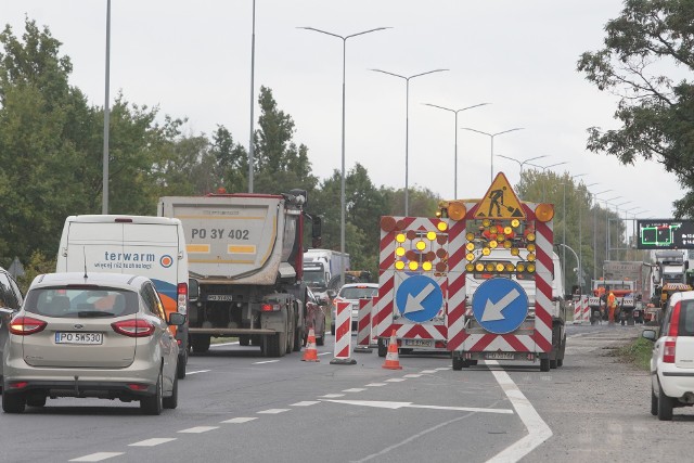 Korki na S11 i A2 na wysokości Poznania 16 października. Wszystko przed remont drogi miejskiej na ul. Krzywoustego. Druga część remontu ma zacząć się po godzinie 12.