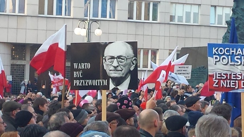 Manifestacja KOD w Katowicach