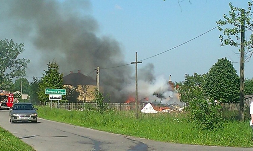 Tragiczny pożar po wybuchu butli z gazem w Garbatce Długiej w powiecie kozienickim (zdjęcia)