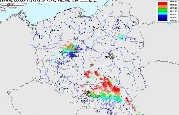 Gdzie jest burza na Śląsku. Tak wyglądają wyładowania na...