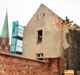 Trwa odnawianie murów i odbudowa baszt w Leborku 