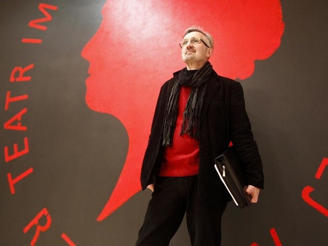 Remigiusz Caban od 2011 roku kieruje rzeszowskim teatrem. Zastąpił na tym stanowisku Przemysława Tejkowskiego, który jak dowiedzieliśmy się nieoficjalnie, ma teraz spore szanse objęcie schedy po Cabanie.