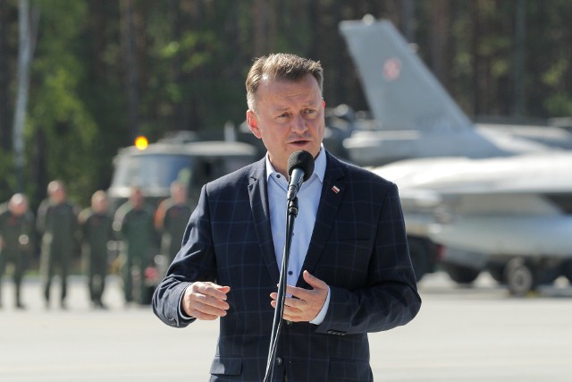 Mariusz Błaszczak zapowiedział, że takie ćwiczenie będzie prowadzone cyklicznie. – W przyszłym roku zapewniam, że w tym ćwiczeniu będą brały udział również samoloty FA-50 – dodał.