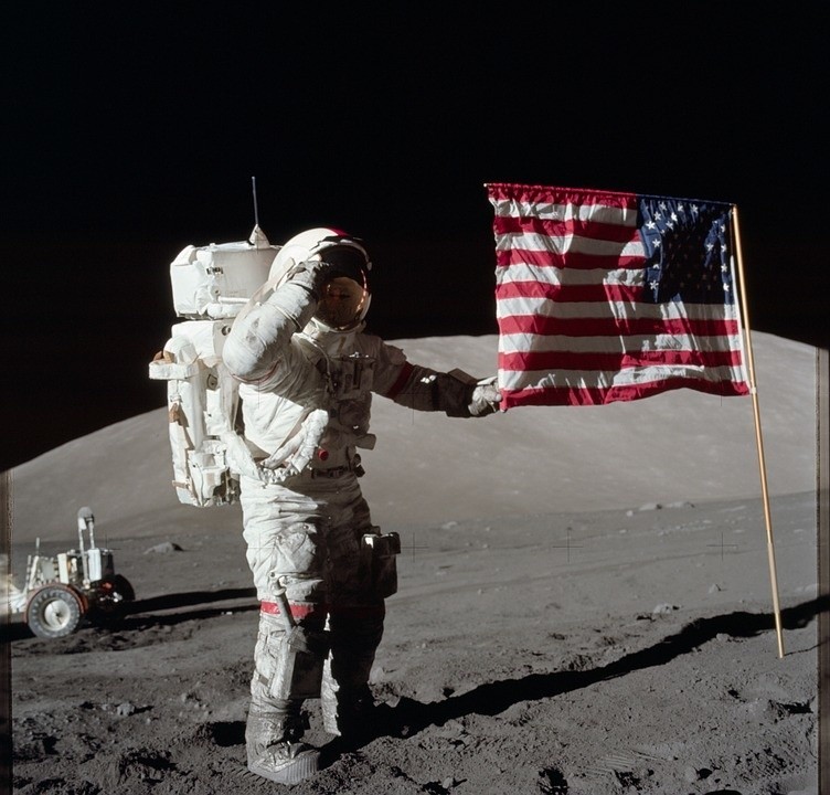 50 lat temu pierwszy człowiek stanął na Księżycu