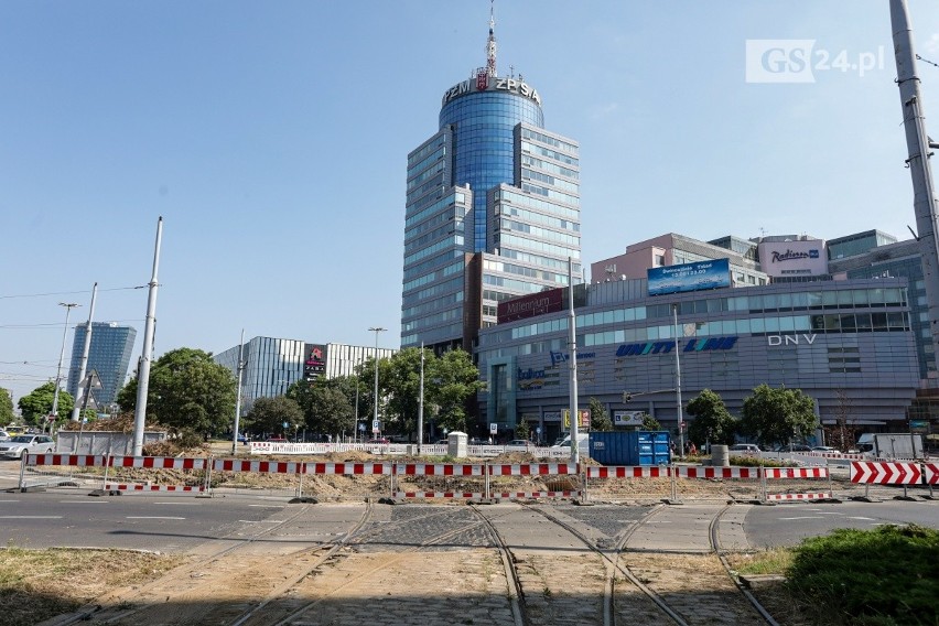 Torowa rewolucja na Placu Rodła w Szczecinie