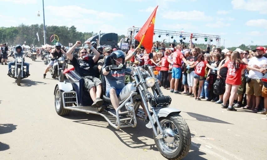 Motocykliści to co roku ogromna grupa uczestników...