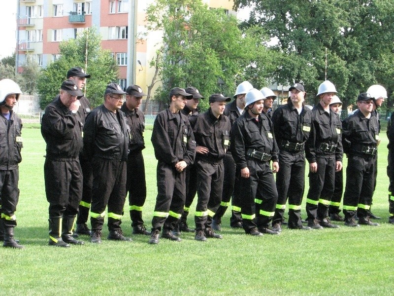 Powiatowe zawody strazackie w Ostrowi